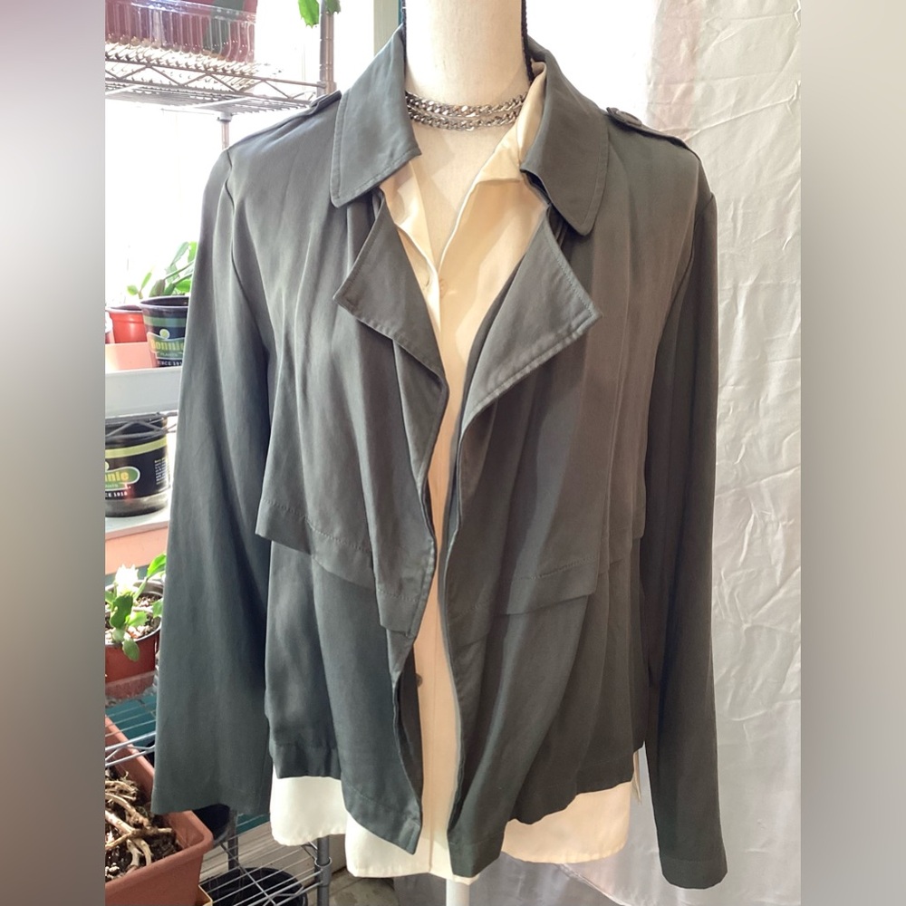BB Dakota light elegant jacket. M